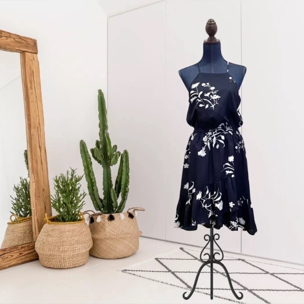 JOIE Deme B Floral Faux Wrap Ruffle Hem Dress Navy Blue White - Retails $398 - Picture 9 of 11